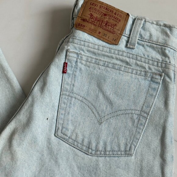 90's Vintage Levi's - Picture 6 of 9
